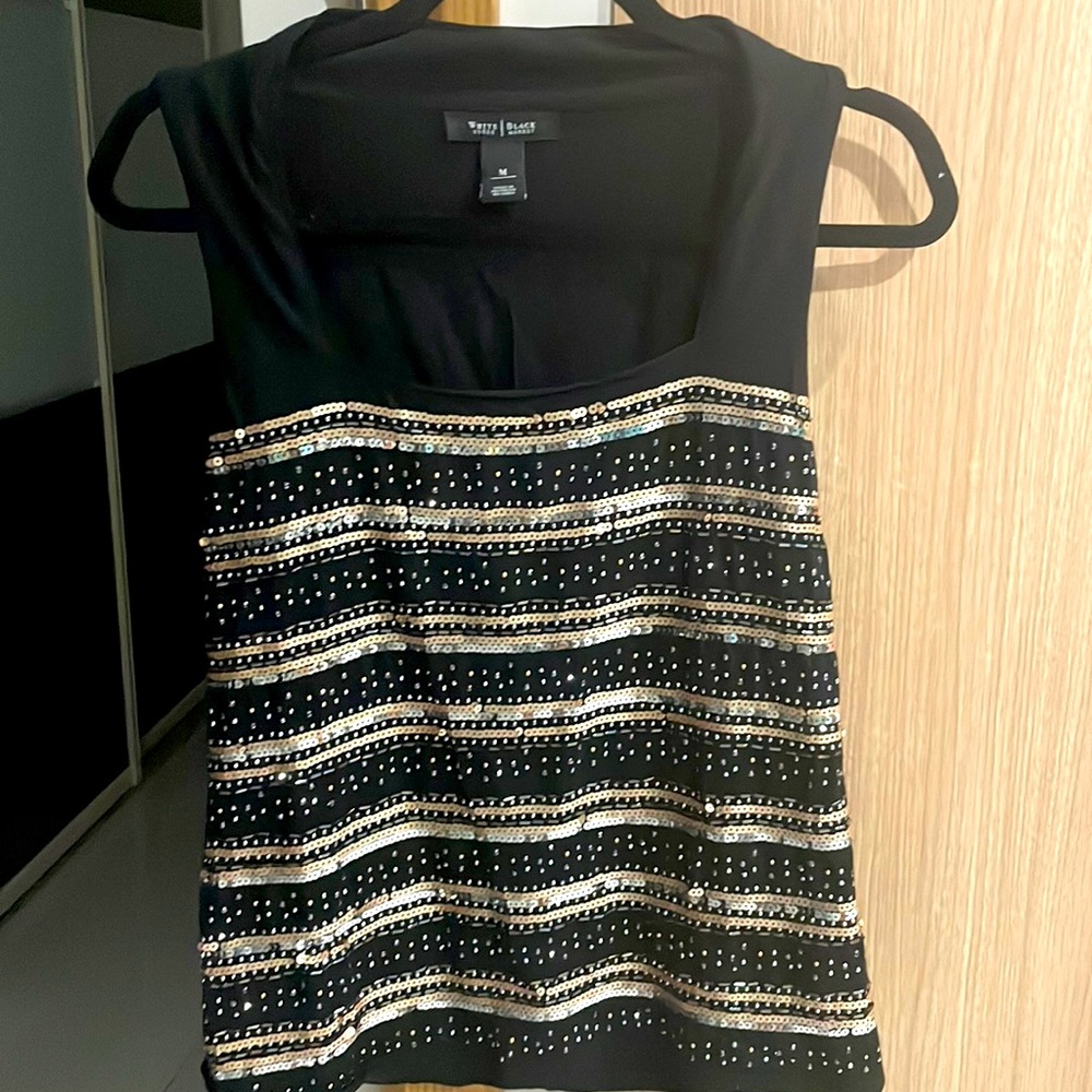 Bling sparkle White House black market tank sz M beautiful under blazer